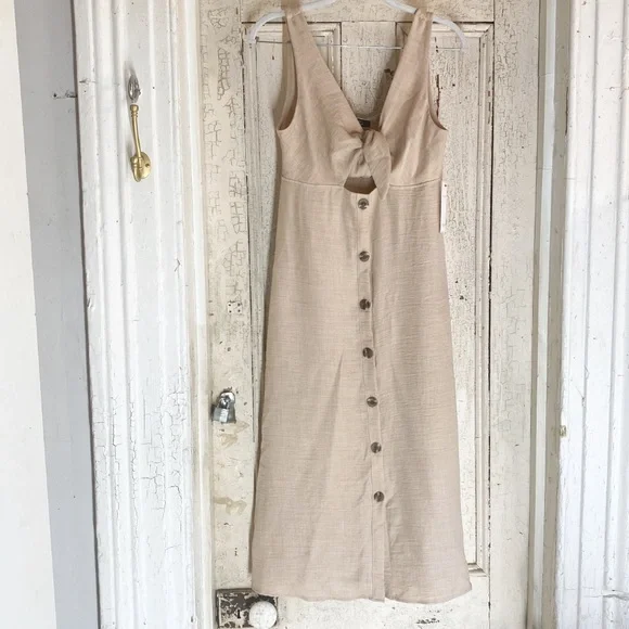 Blue Blush tie front button front midi dress BD9146 - Picture 2 of 12